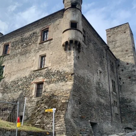 Restauro Castello di Saint-Marcel