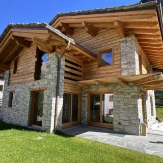 Ristrutturazione e ampliamento fabbricato interrato sito in Cogne